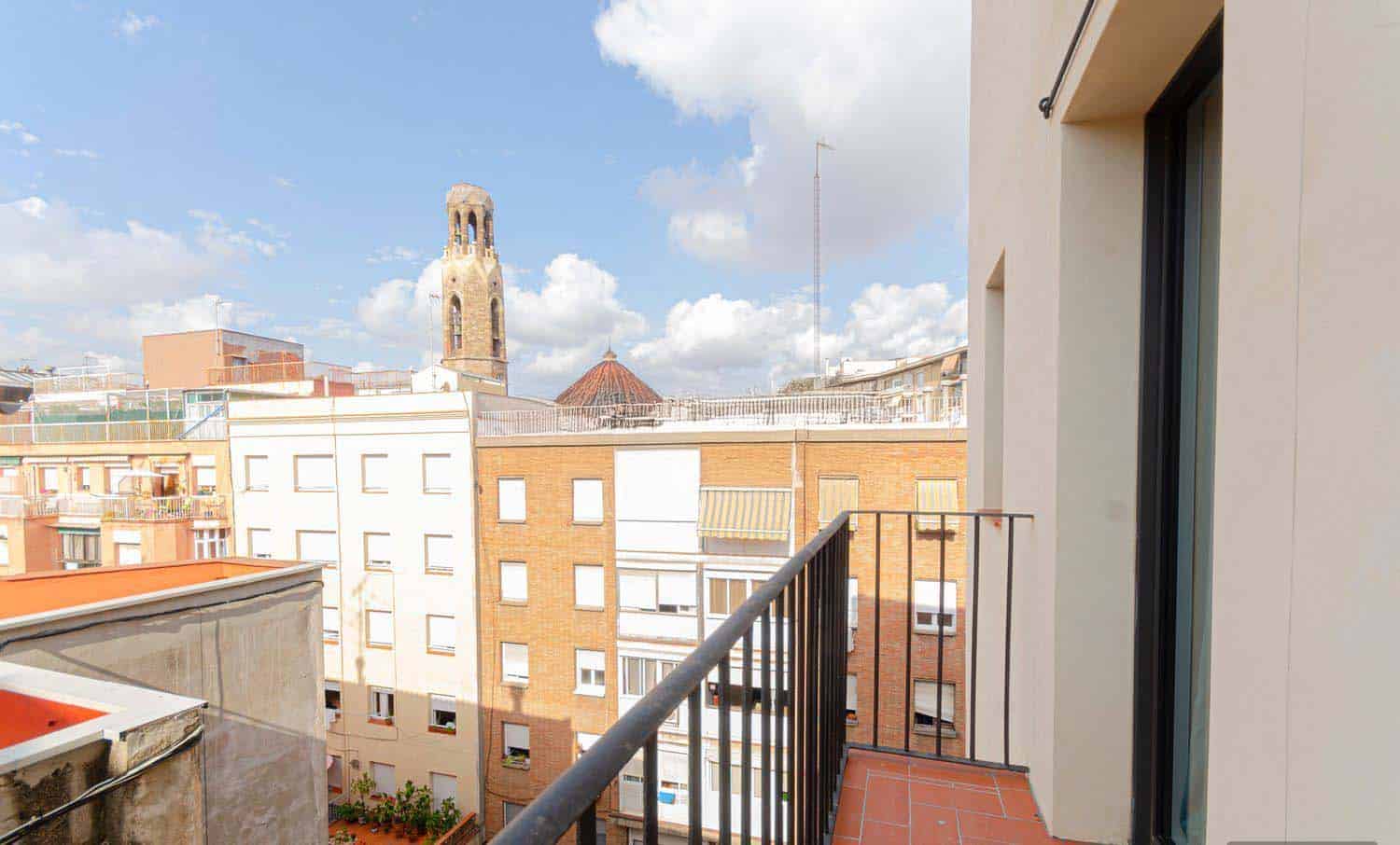 Poeta Cabanyes 14 3-1 Izquierdo, Barcelona - Barcelona, Spain - Amenities