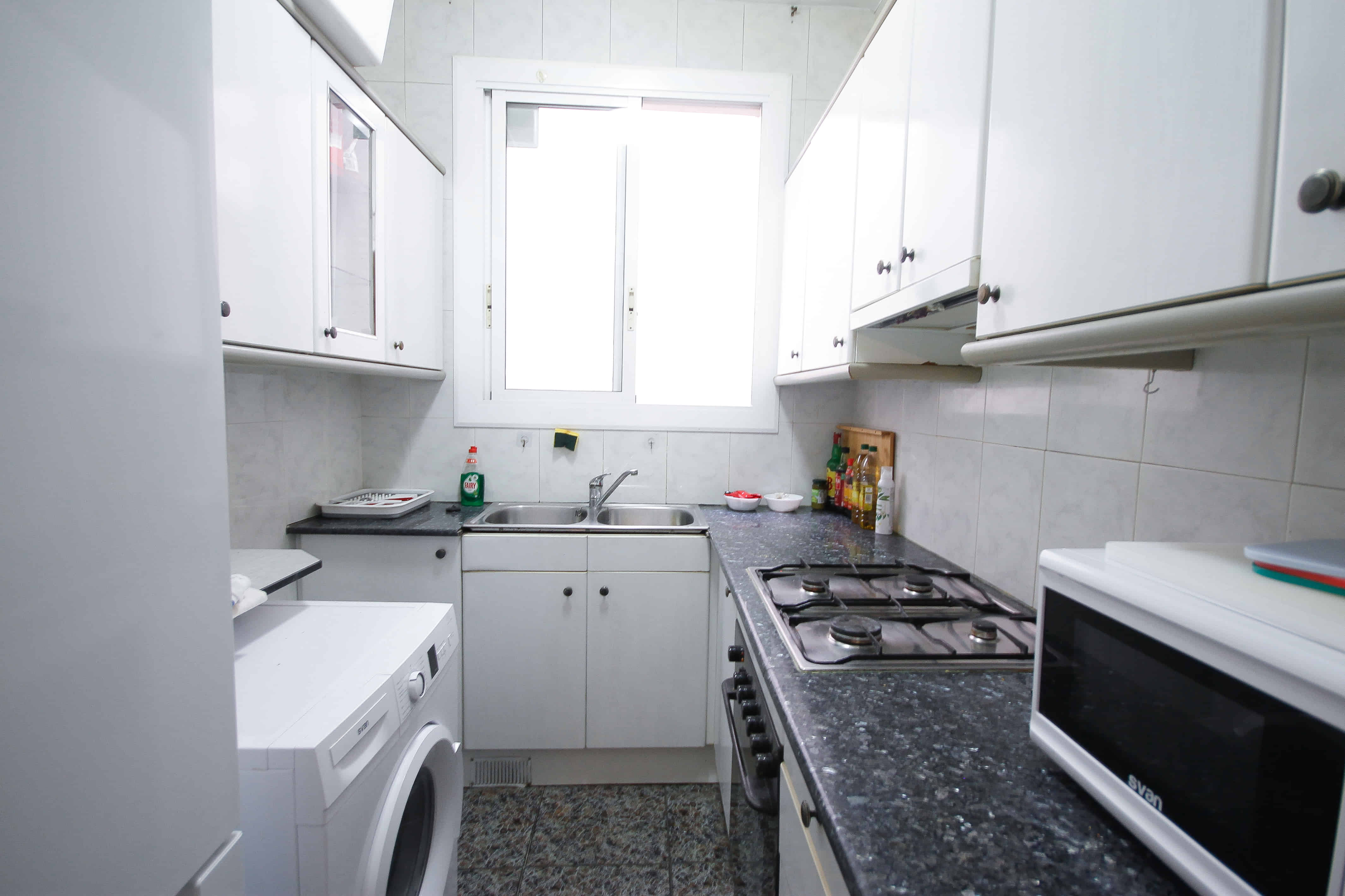 Carrer Del Cinca 4 Sant Andreu 3o, Barcelona - Barcelona, Spain - Kitchen