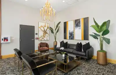 Stateside, San Diego - San Diego, California, United States - Amenities