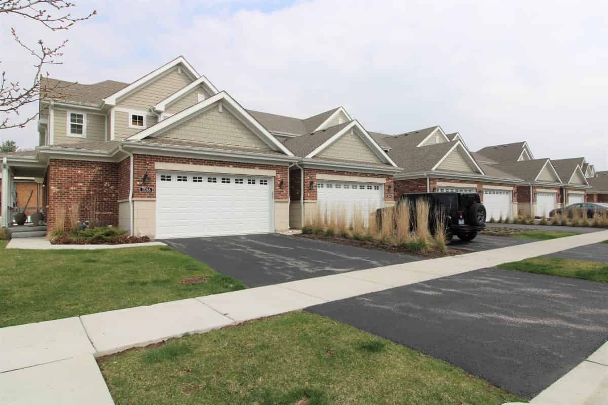 Countryside Townhomes, Chicago - Chicago, Illinois, United States - Exterior