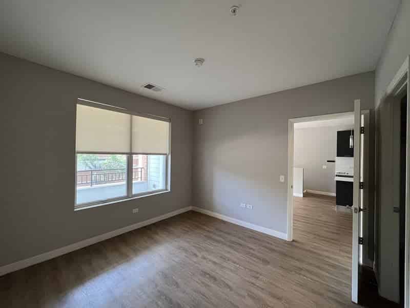 Amenities?w=400&h=260&fit=crop&q=40&auto=format&trim=auto