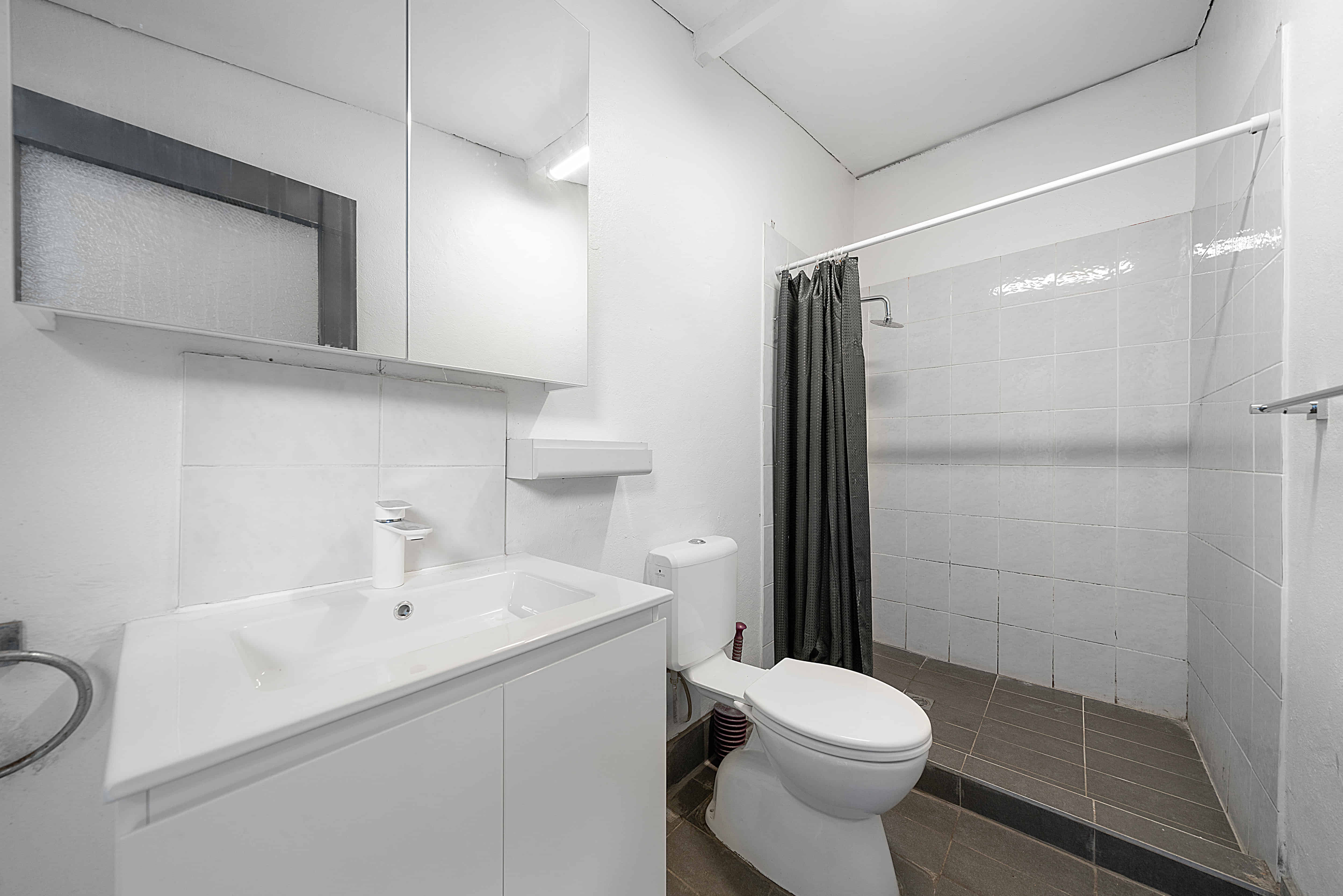 Sharesorted Petersham, Sydney - Sydney, New South Wales, Australia - Bathroom