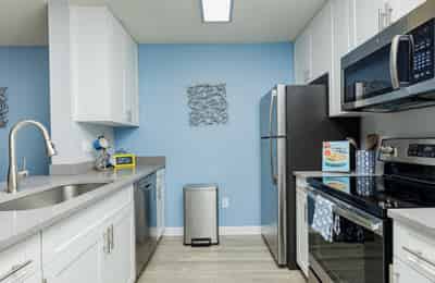 Reflections, Tampa - Tampa, Florida, United States - Kitchen