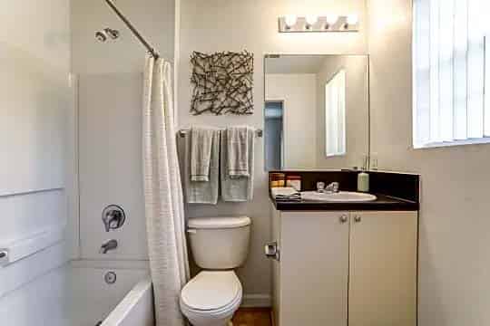 The Preserve At San Luis, Tallahassee - Tallahassee, Florida, United States - Bathroom