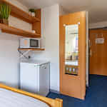 11-student-accommodation-loughborough-the-print-house-classic-ensuite (4)