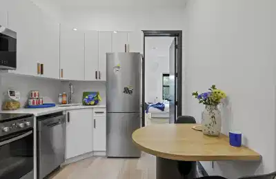 The Maison On Linden, New York - New York City, New York, United States - Kitchen