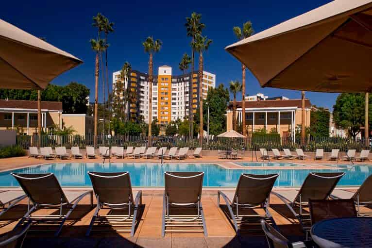 Park La Brea, Los Angeles - Los Angeles, California, United States - Exterior