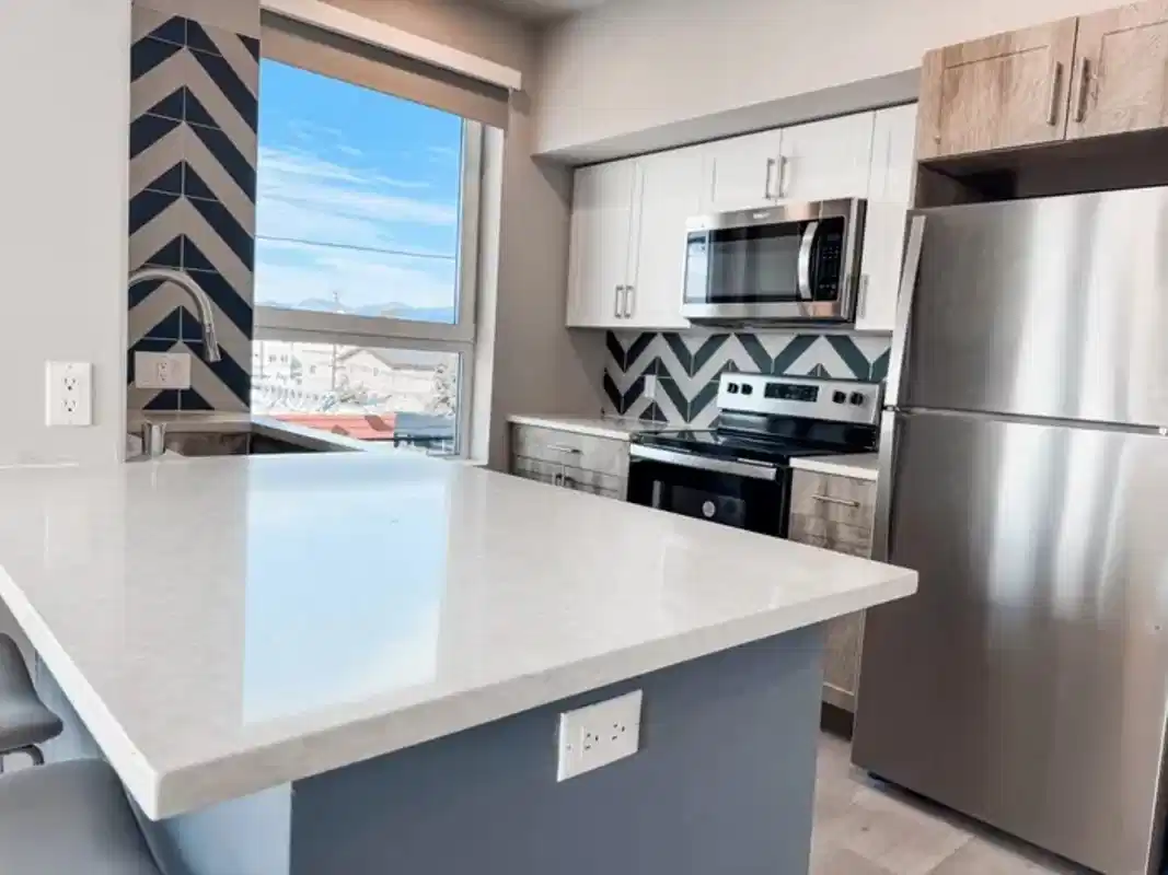 Jefferson Flats, Los Angeles - Los Angeles, California, United States - Kitchen