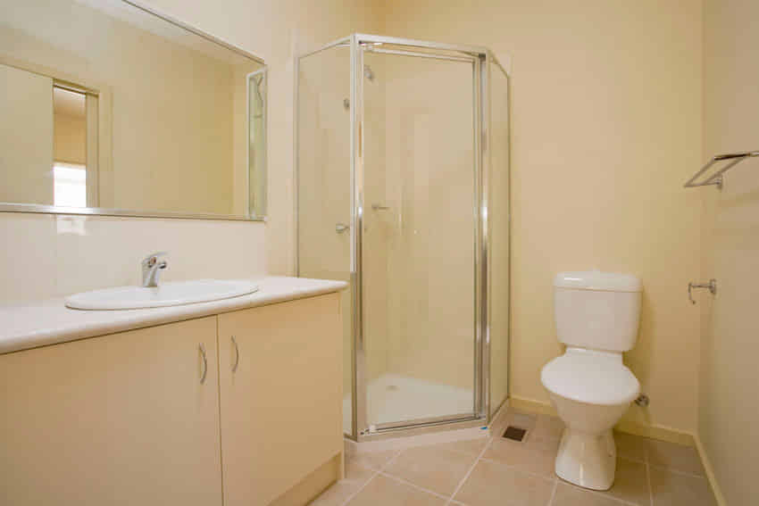 Contemporary House  - Melbourne, Victoria, Australia - Bathroom