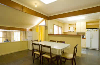 Greenwood House - Melbourne, Victoria, Australia - Kitchen