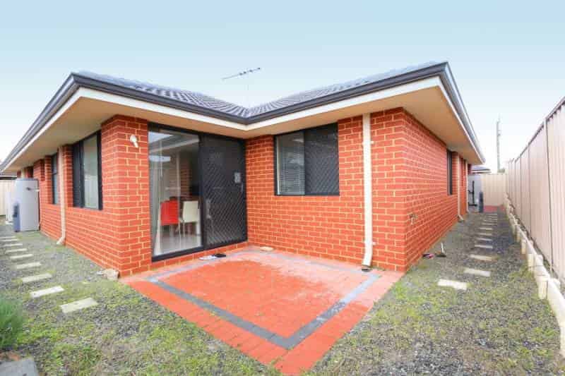 Manning Road - Perth, Western Australia, Australia - image-oswzom