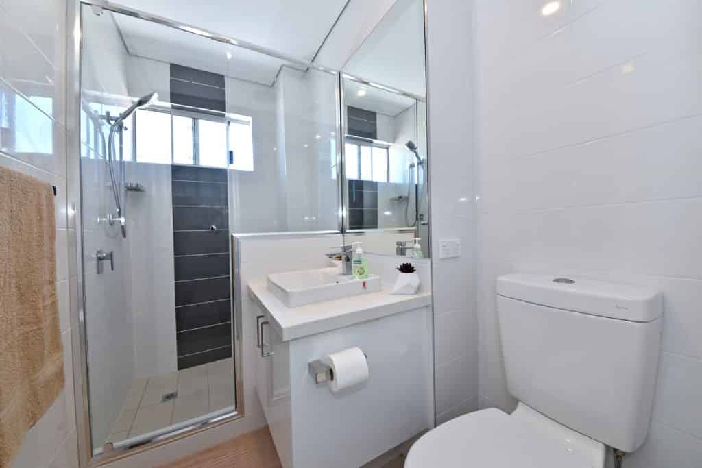 kitchen?w=400&h=260&fit=crop&q=40&auto=format&trim=auto