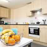 Albert-Court-Communal-Kitchen-2-v2__FocusFillMaxWyIwLjAwIiwiMC4wMCIsMTMwMCwxMzAwXQ