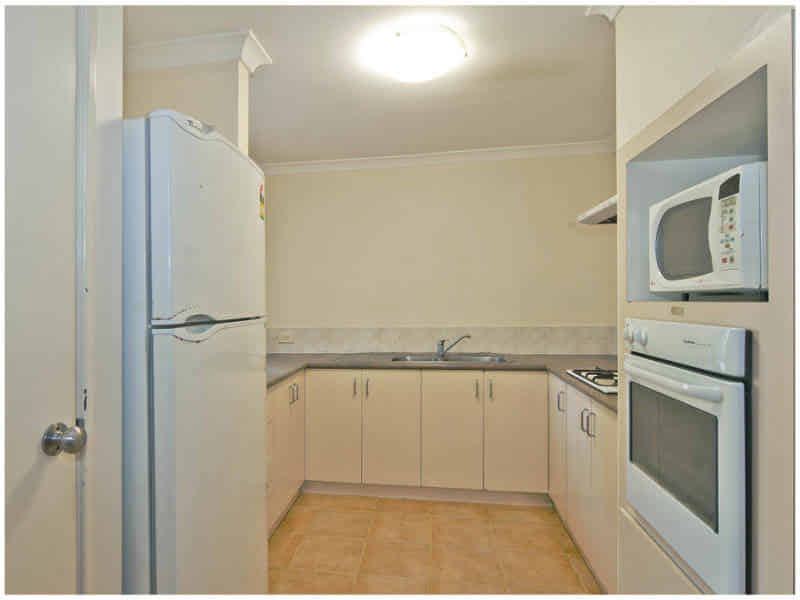 Curtin 12 - Perth, Western Australia, Australia - kitchen