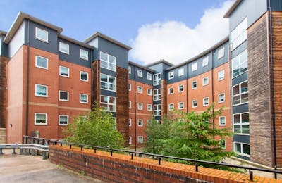 3-student-accommodation-canalside-main-gallery-exterior-1024x564