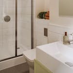 3_Unite_Bridge-House-Bathroom_room_listing