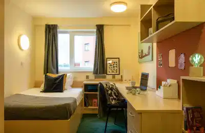 Belgrave View, Birmingham - Birmingham, England, United Kingdom - Bedroom