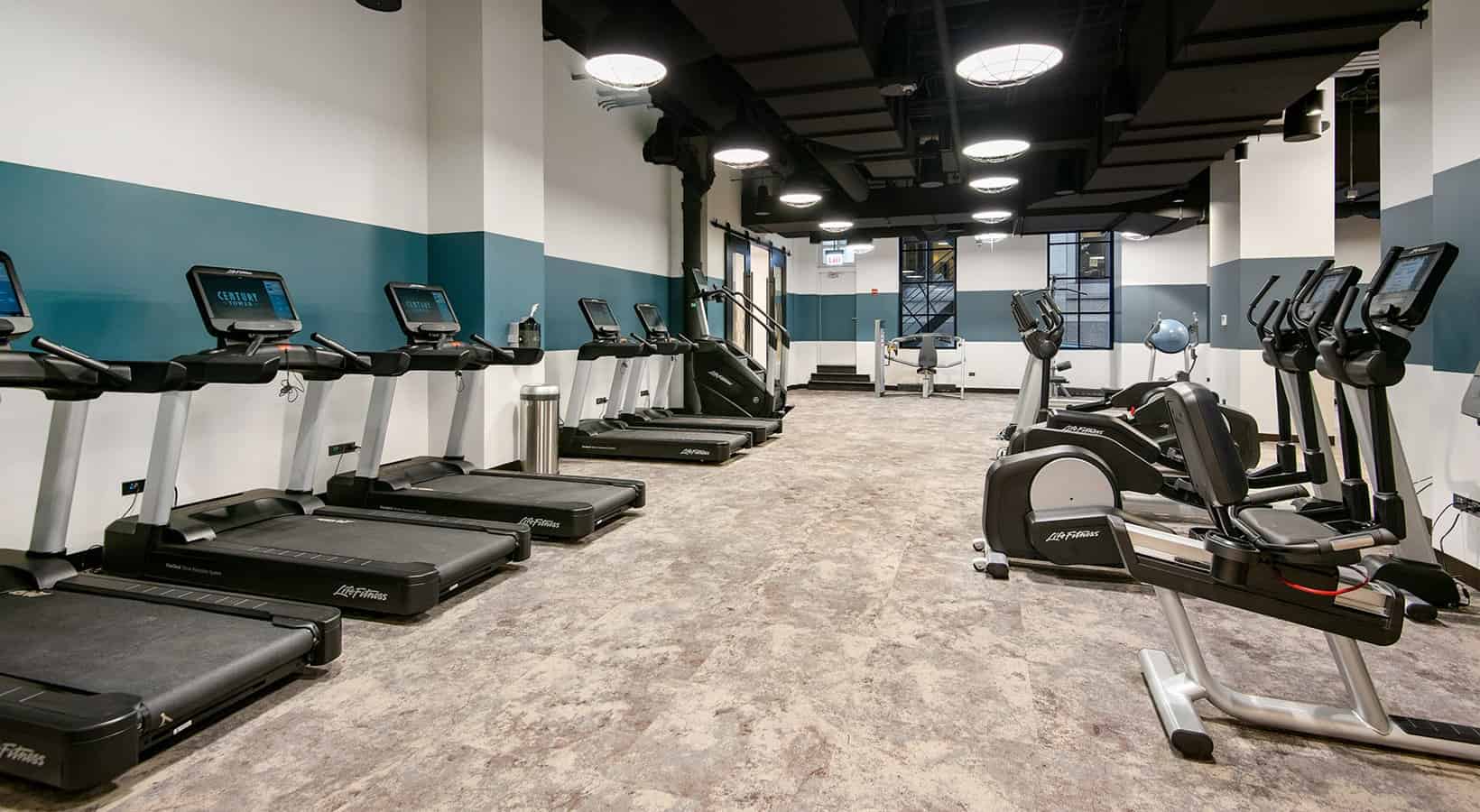Century Tower, Chicago - Chicago, Illinois, United States - Amenities