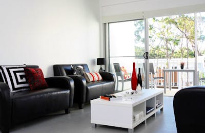 au-guv-apartment-5-bedroom-lounge