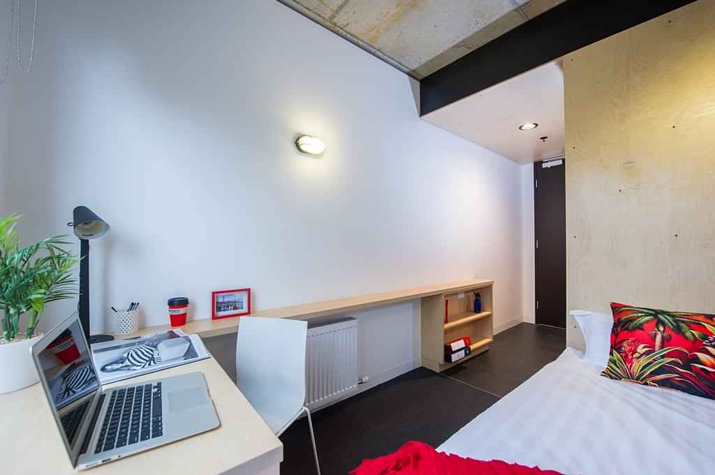 Book Unilodge RMIT Bundoora Student Accommodation | Amber