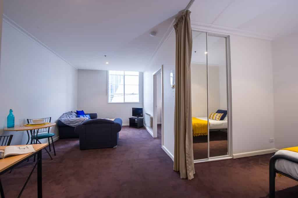 Student Living - 339 Swanston, Melbourne - Melbourne, Victoria, Australia - Room