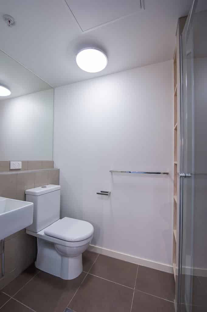 Student Living On Cobden, Melbourne - Melbourne, Victoria, Australia - Bathroom