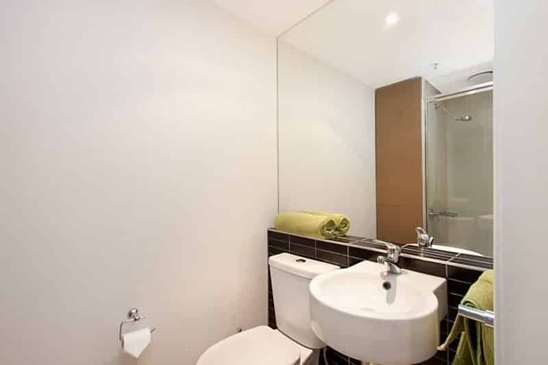 Student Living On Riversdale, Melbourne - Melbourne, Victoria, Australia - Bathroom