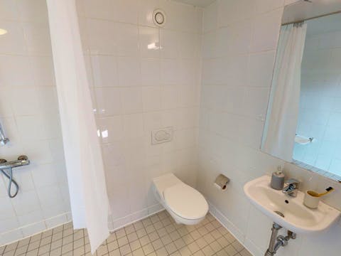 iQ-Accommodation-Leeds-Marsden-House-Bedrooms-Silver_En_Suite