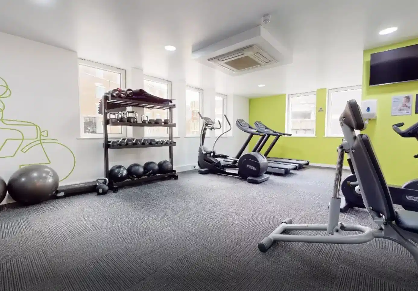 iQ Newland House, Nottingham - Nottingham, England, United Kingdom - Amenities