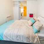 SVM_20bedroom_20-_20studioLGE1