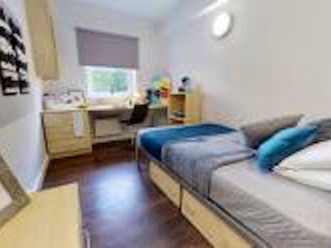 Huddersfield-Little-Aspley-Bedrooms-Bronze_En_Suite_Plus(4)_1