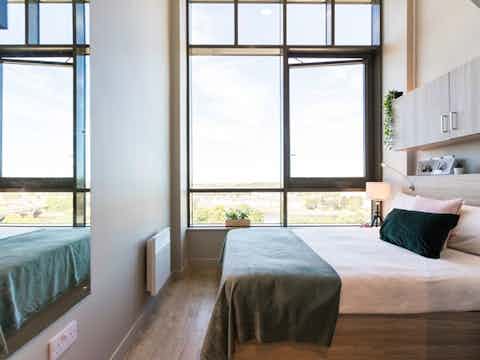 Premium Penthouse - Bedroom