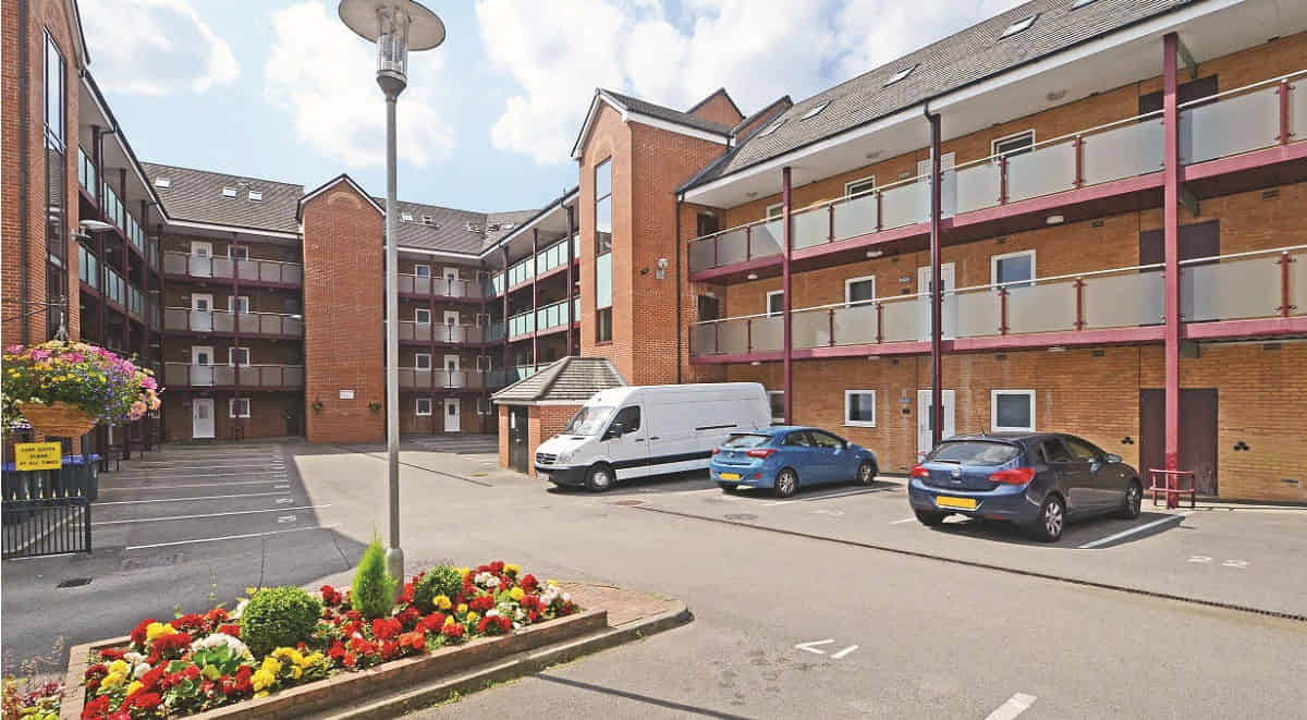Hassells Bridge Apartments, Newcastle Under Lyme  - Newcastle-under-Lyme, United Kingdom - Exterior
