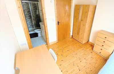 54 Friars Walk, Cork - Cork, Ireland - Amenities