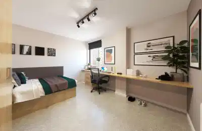 Common Area?w=400&h=260&fit=crop&q=40&auto=format&trim=auto