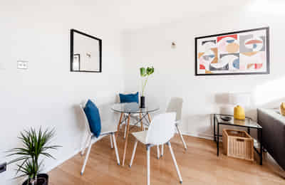 30 New Compton - London, England, United Kingdom - image_003