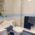 Preston-Kopa-Bedrooms-Bronze_En_Suite_Plus_70A(1)