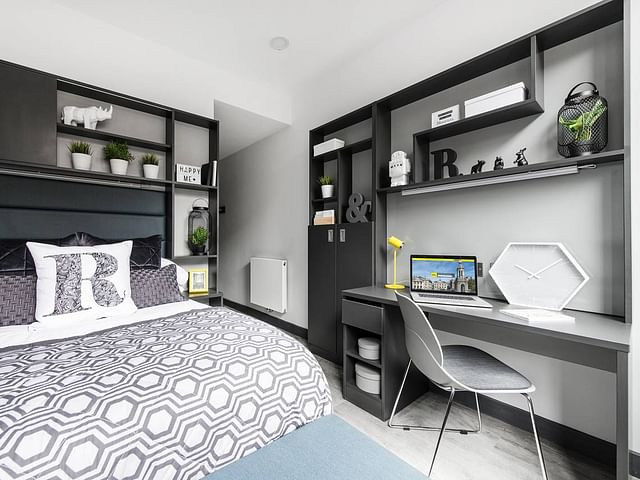 Standard En Suite - Bedroom