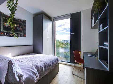 Classic En Suite - Bedroom