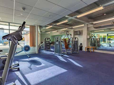 8-student-accommodation-bedford-polhill-park-gym-1