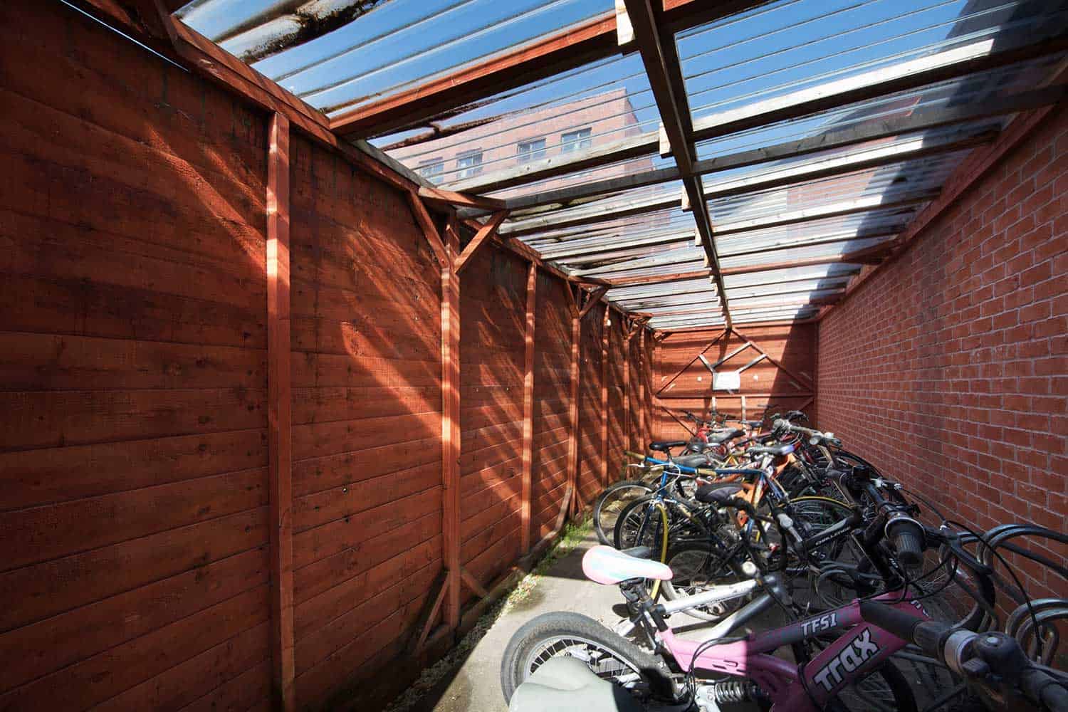 Castle Court, Leicester - Leicester, England, United Kingdom - Amenities
