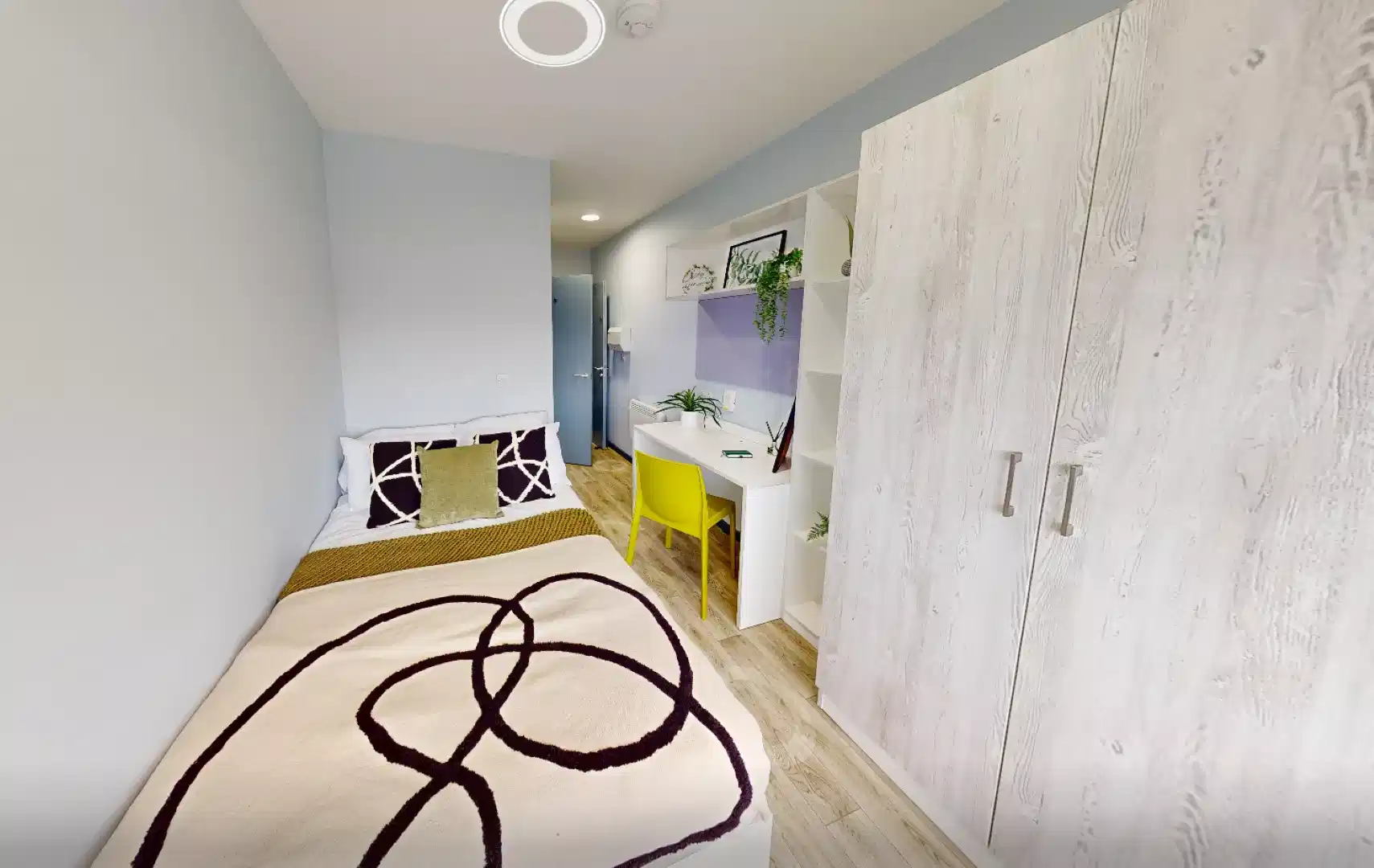 Bedroom?w=400&h=260&fit=crop&q=40&auto=format&trim=auto