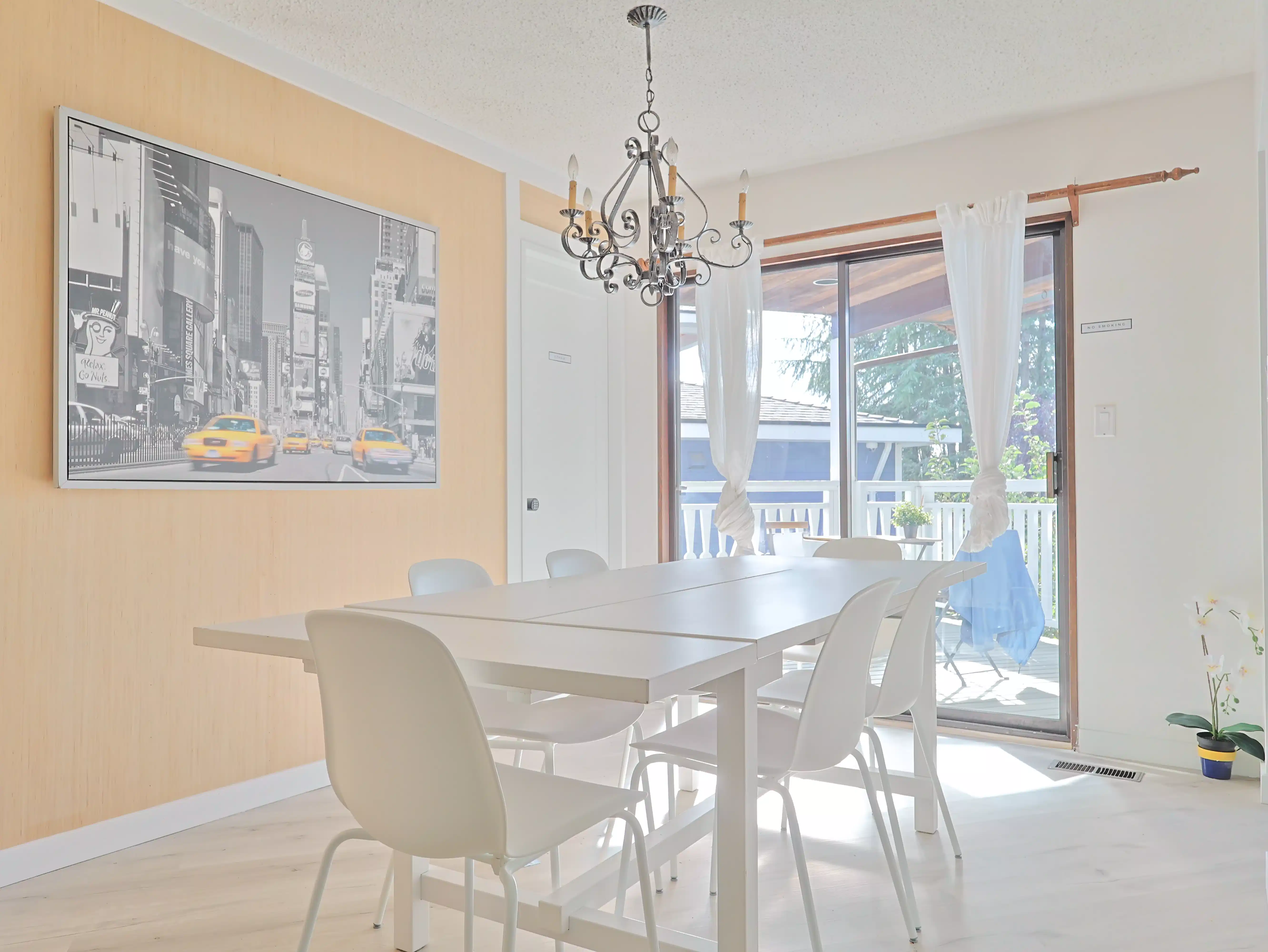 2133 Sperling Ave, Vancouver - Vancouver, Canada - Amenities