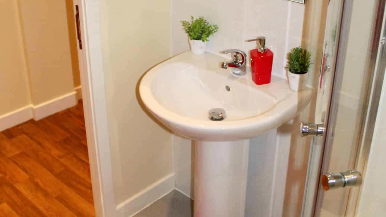 The Old Mill, Dundee - Dundee, Scotland, United Kingdom - Bathroom