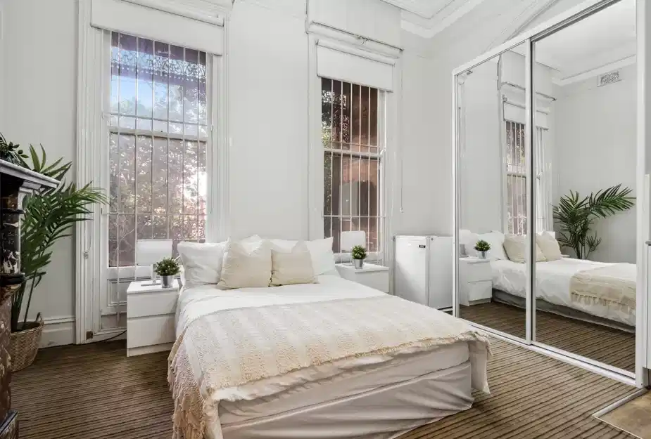Room in a 16 Bedroom Apartment, 4 Carlton Street, Kensington, Sydney, 2033 - Sydney, New South Wales, Australia - Bedroom
