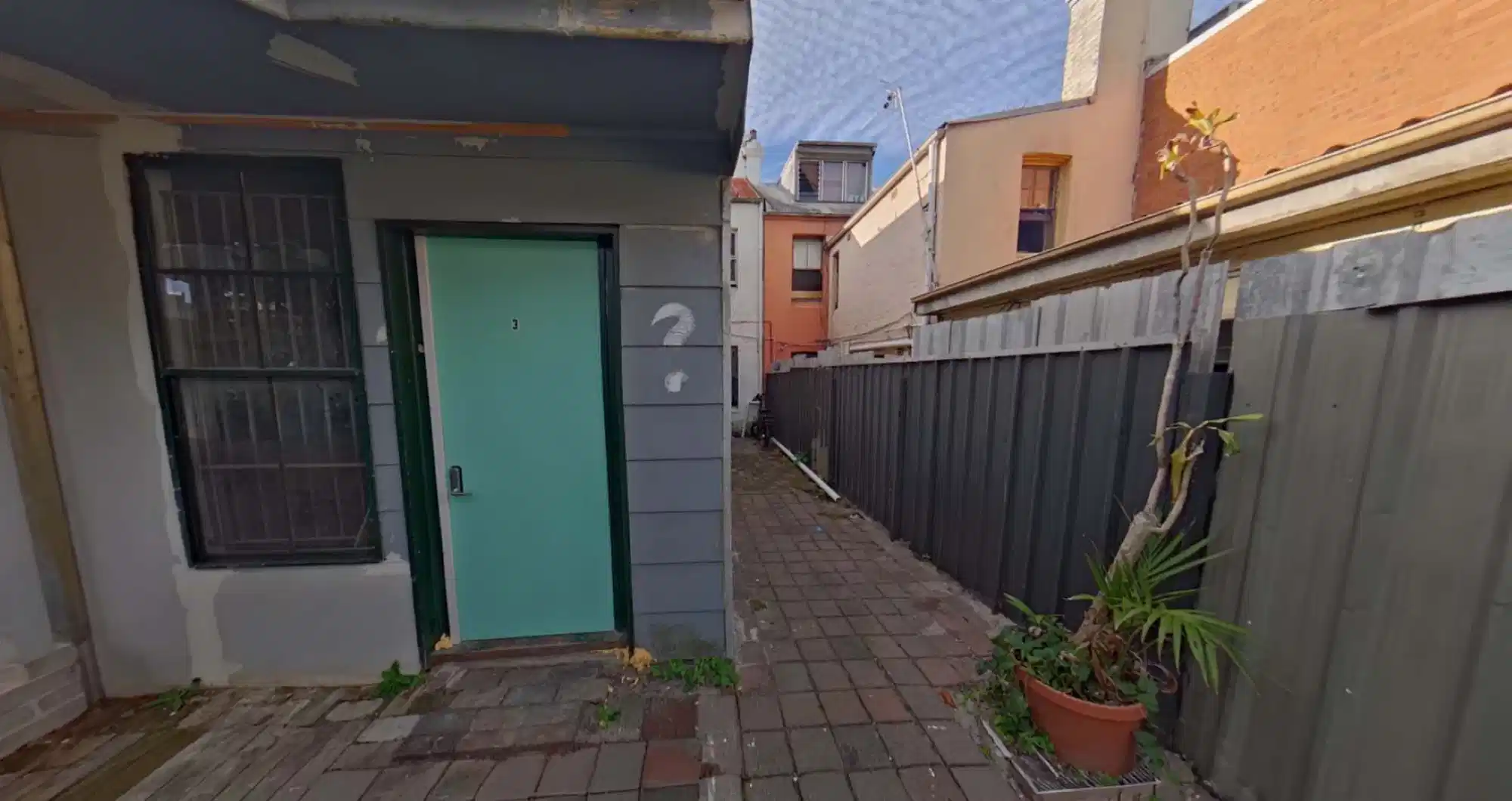 Room in a 6 Bedroom Apartment, 325 Cleveland Street, Surry Hills, Sydney 2010 - Sydney, New South Wales, Australia - Common Area