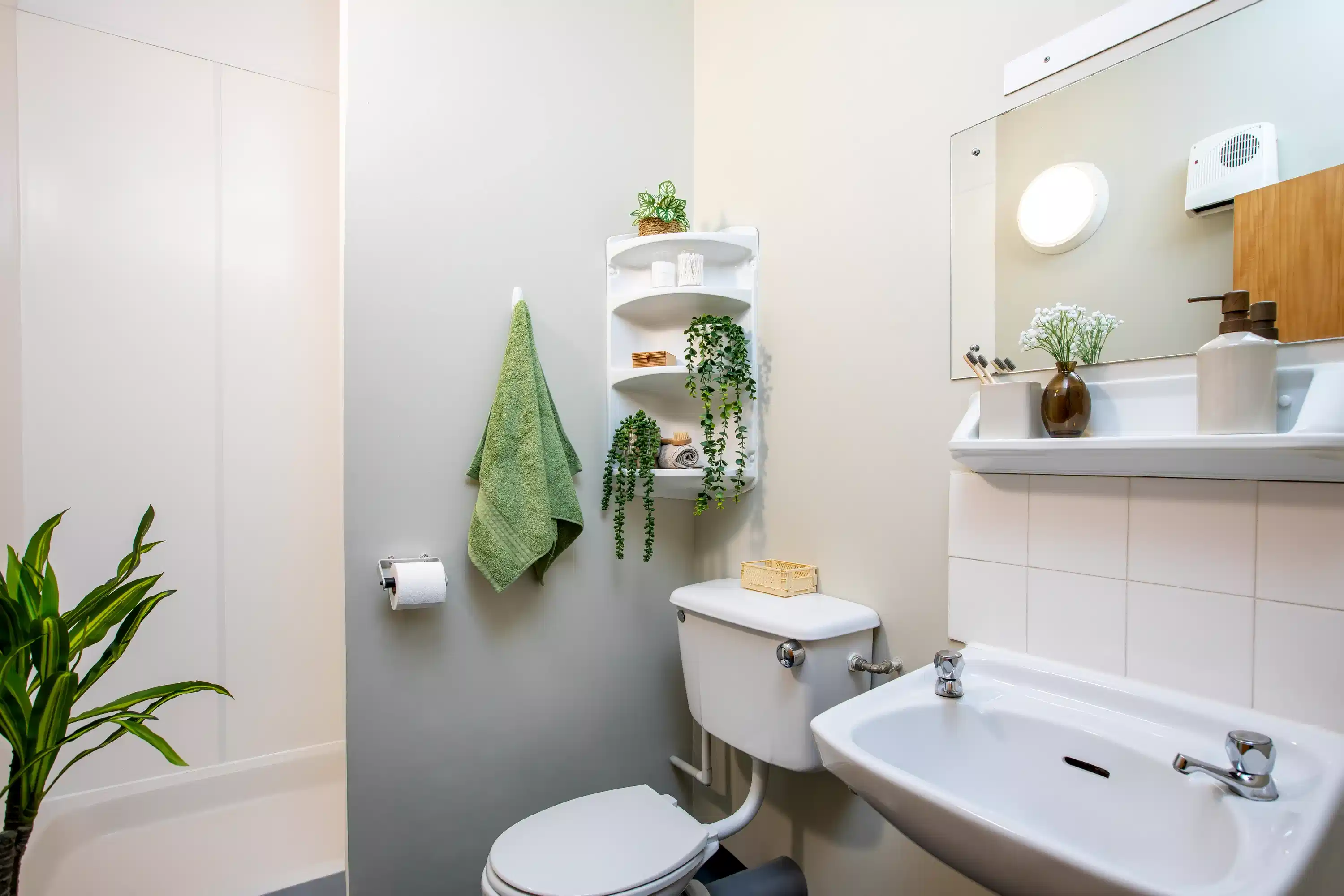 Favell House, Bristol - Bristol, England, United Kingdom - Bathroom