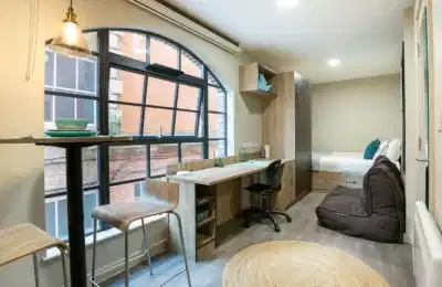 Amenities?w=400&h=260&fit=crop&q=40&auto=format&trim=auto