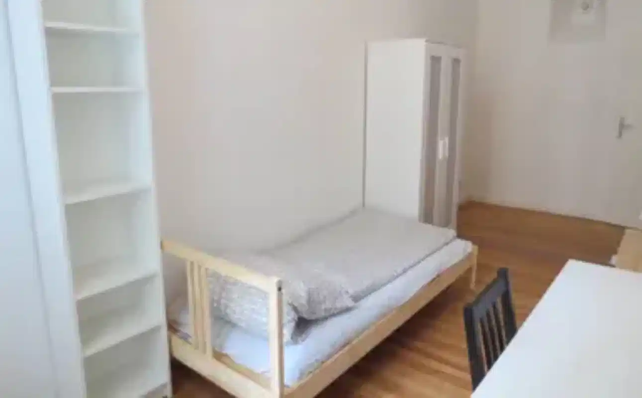 Tempelhofer Ufer 10, Berlin - Berlin, Germany - Private Room (14 sqm) - Bedroom