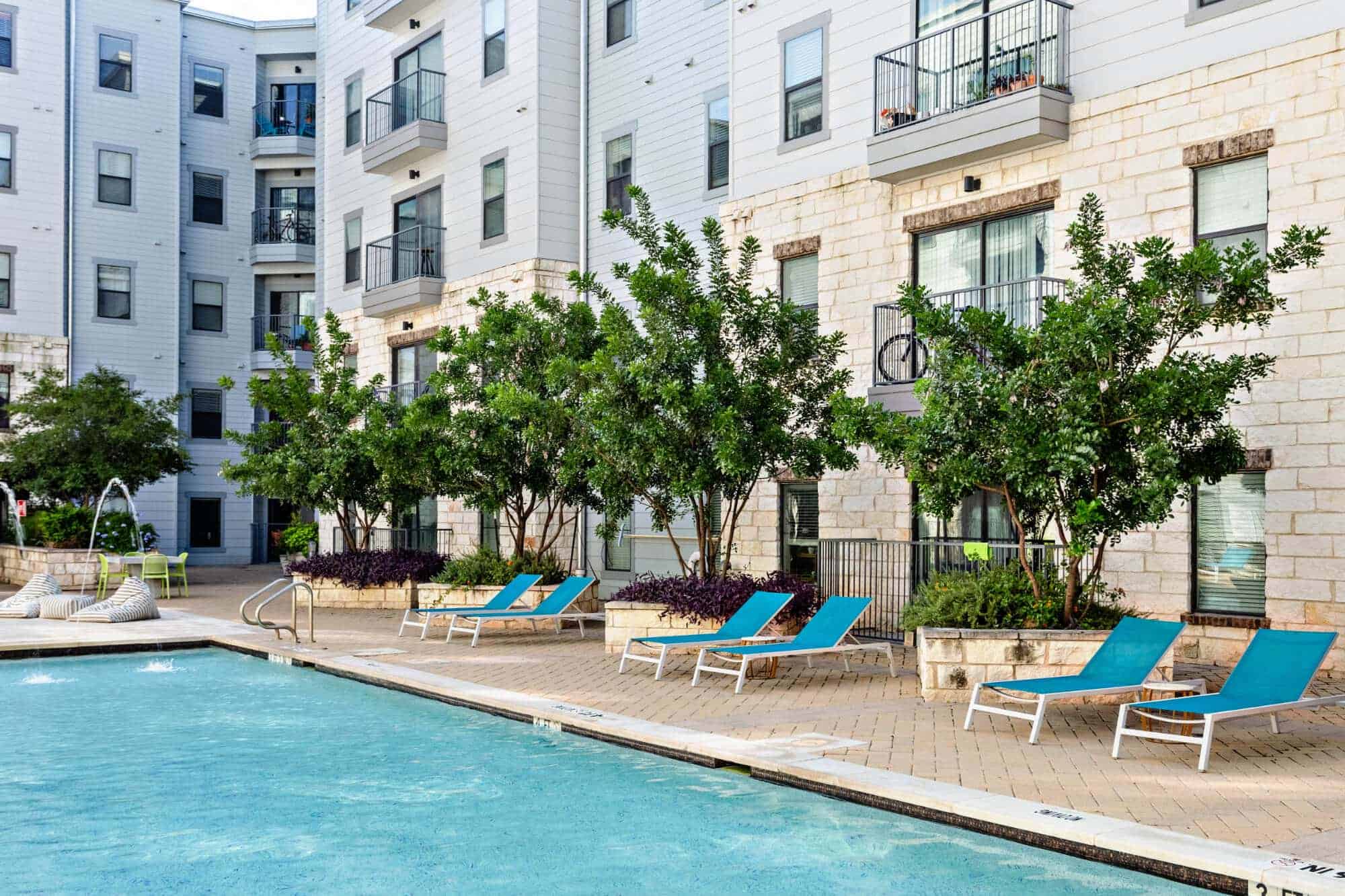 Axis West Campus, Austin - Austin, Texas, United States - Amenities